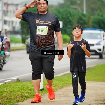 Runner Photo 8476975