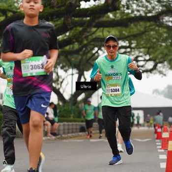 Runner Photo 8476982