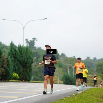 Runner Photo 8476985