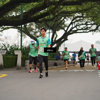 Runner Photo 8477008
