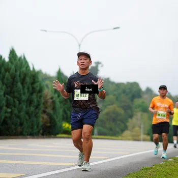 Runner Photo 8477020