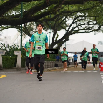 Runner Photo 8477023