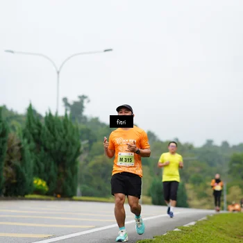 Runner Photo 8477037