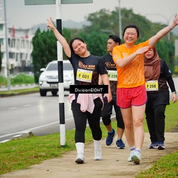 Runner Photo 8477044