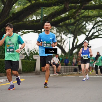 Runner Photo 8477055