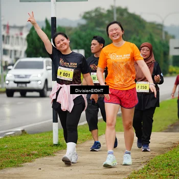 Runner Photo 8477056
