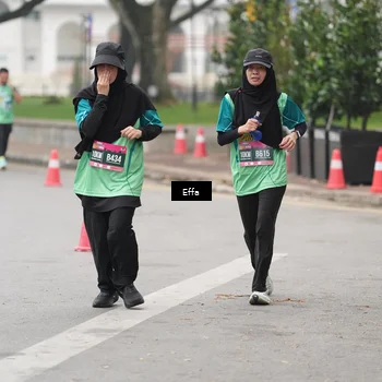 Runner Photo 8477058