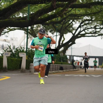 Runner Photo 8477086