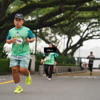 Runner Photo 8477101