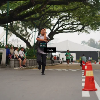 Runner Photo 8477116