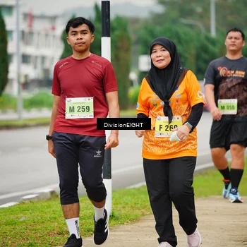 Runner Photo 8477137