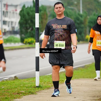 Runner Photo 8477148