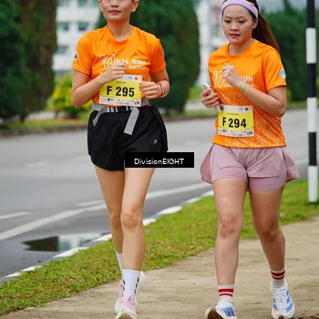 Runner Photo 8477151