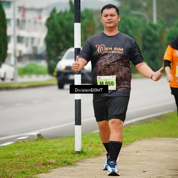 Runner Photo 8477153