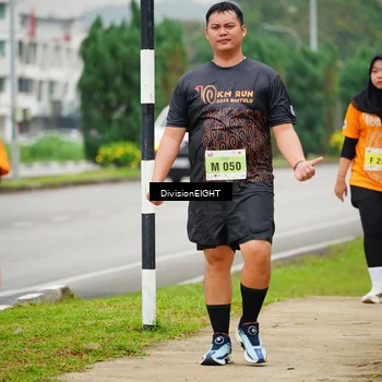Runner Photo 8477175
