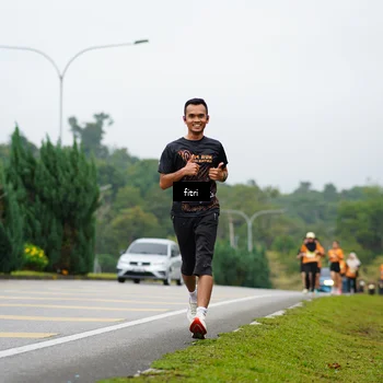 Runner Photo 8477183