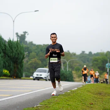 Runner Photo 8477188