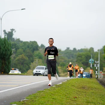Runner Photo 8477209