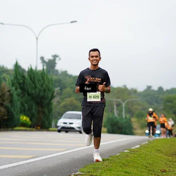 Runner Photo 8477231