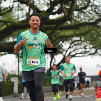 Runner Photo 8477277