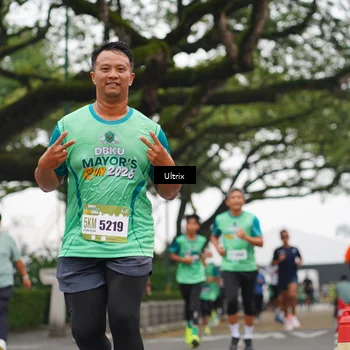 Runner Photo 8477280