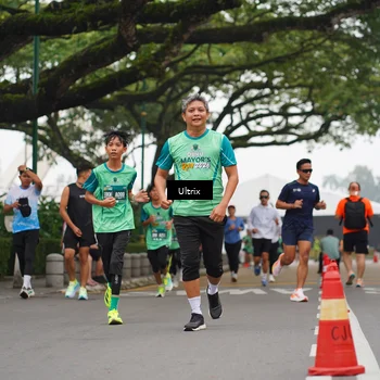Runner Photo 8477283