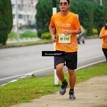 Runner Photo 8477288
