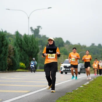 Runner Photo 8477293