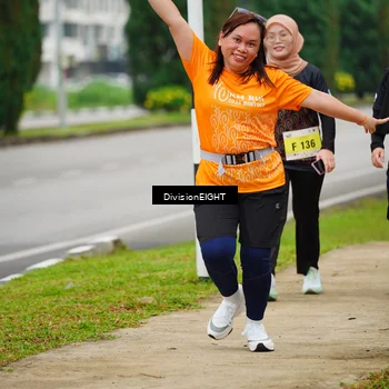 Runner Photo 8477331