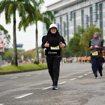 Runner Photo 8477345