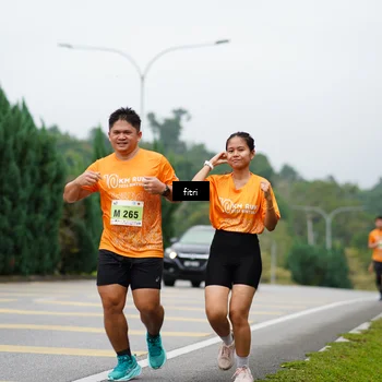 Runner Photo 8477346
