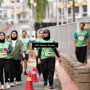Runner Photo 8477359