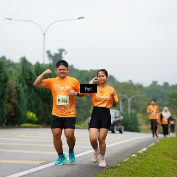 Runner Photo 8477363
