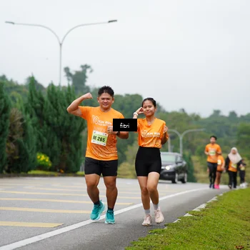 Runner Photo 8477371