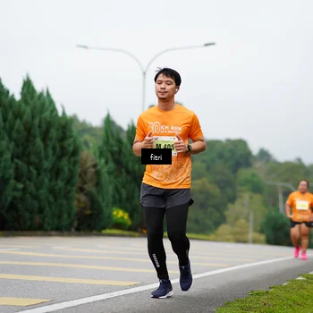 Runner Photo 8477378