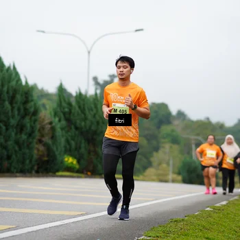 Runner Photo 8477381