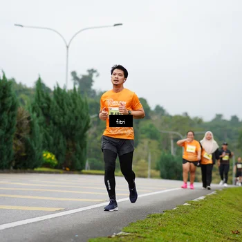 Runner Photo 8477409