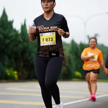 Runner Photo 8477435