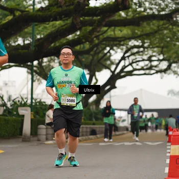 Runner Photo 8477464