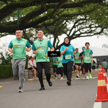 Runner Photo 8477498