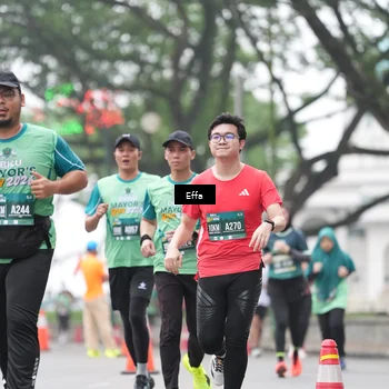 Runner Photo 8477536