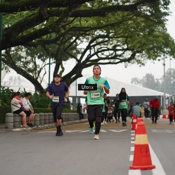 Runner Photo 8477563