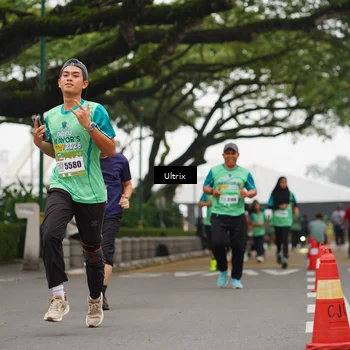 Runner Photo 8477564