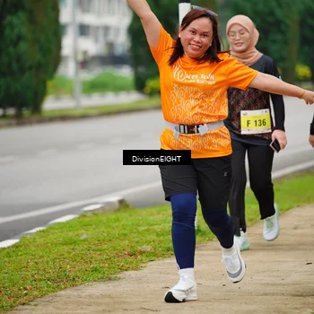 Runner Photo 8477567