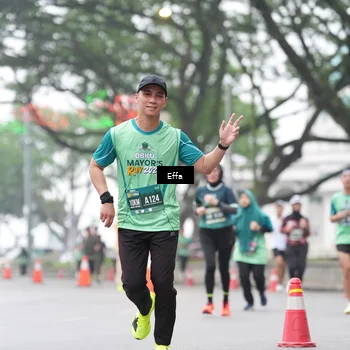 Runner Photo 8477592
