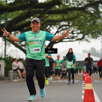 Runner Photo 8477598