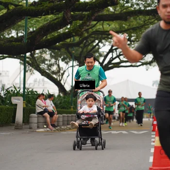 Runner Photo 8477624