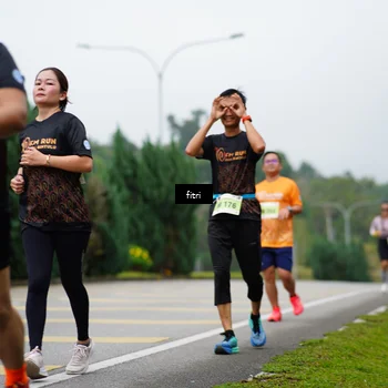 Runner Photo 8477626