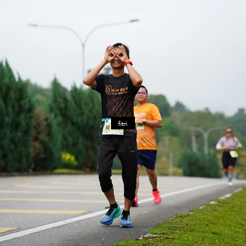 Runner Photo 8477627