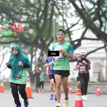 Runner Photo 8477657